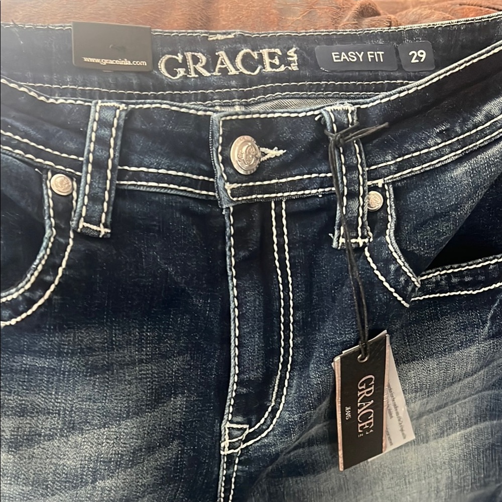 Grace Blue Relaxed Jeans with Distressed Look